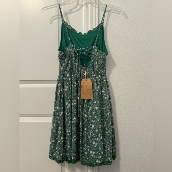 Spring Mini Dress - Picture 4 of 8